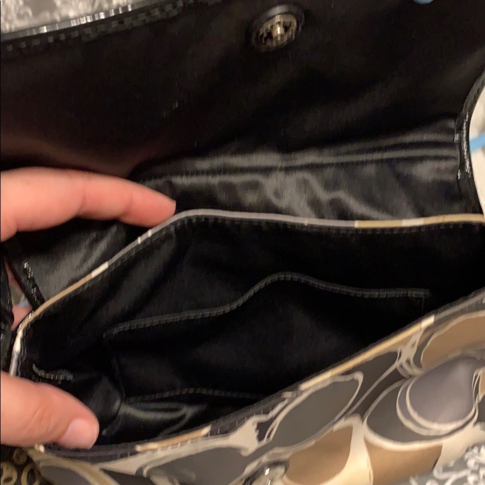 Coach clutch - Picture 2 of 3